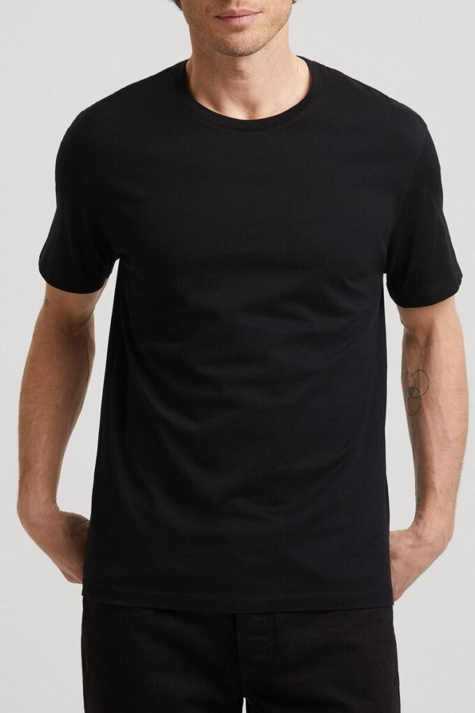 Den lette T-skjorten – Arkiv