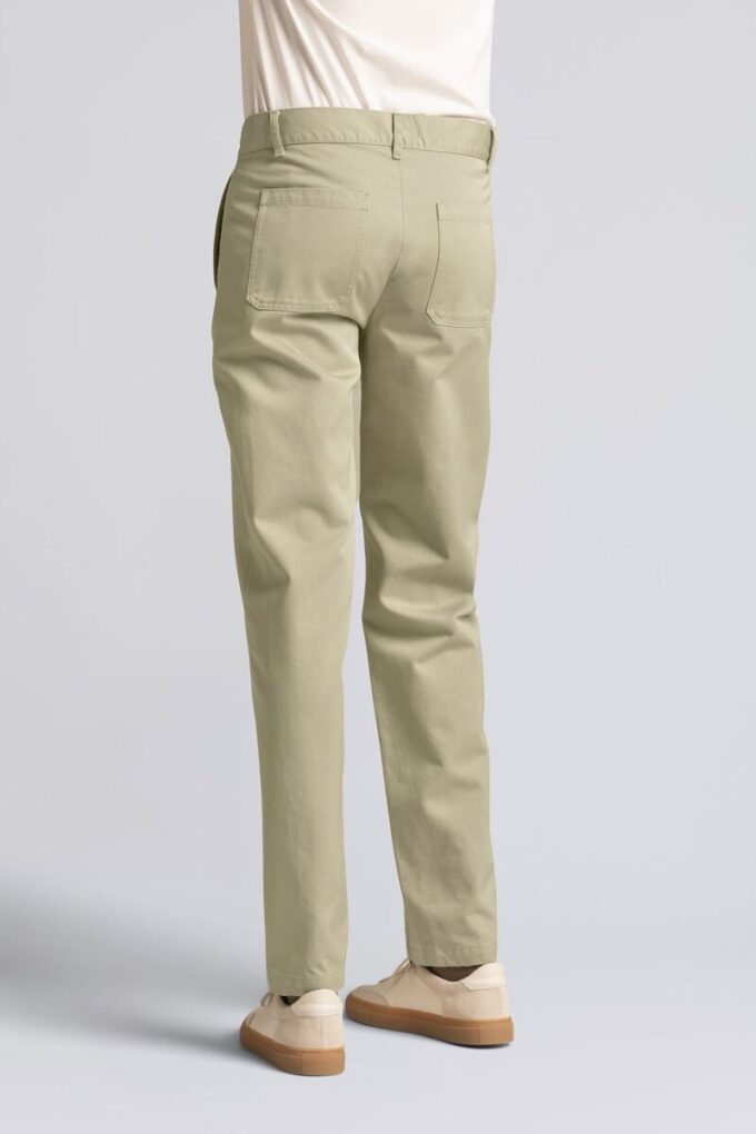 Den tunge twill-chinoen – Arkiv