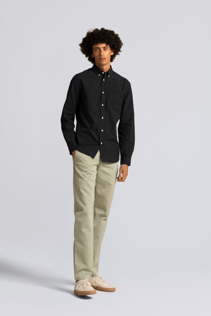 Den tunge twill-chinoen – Arkiv