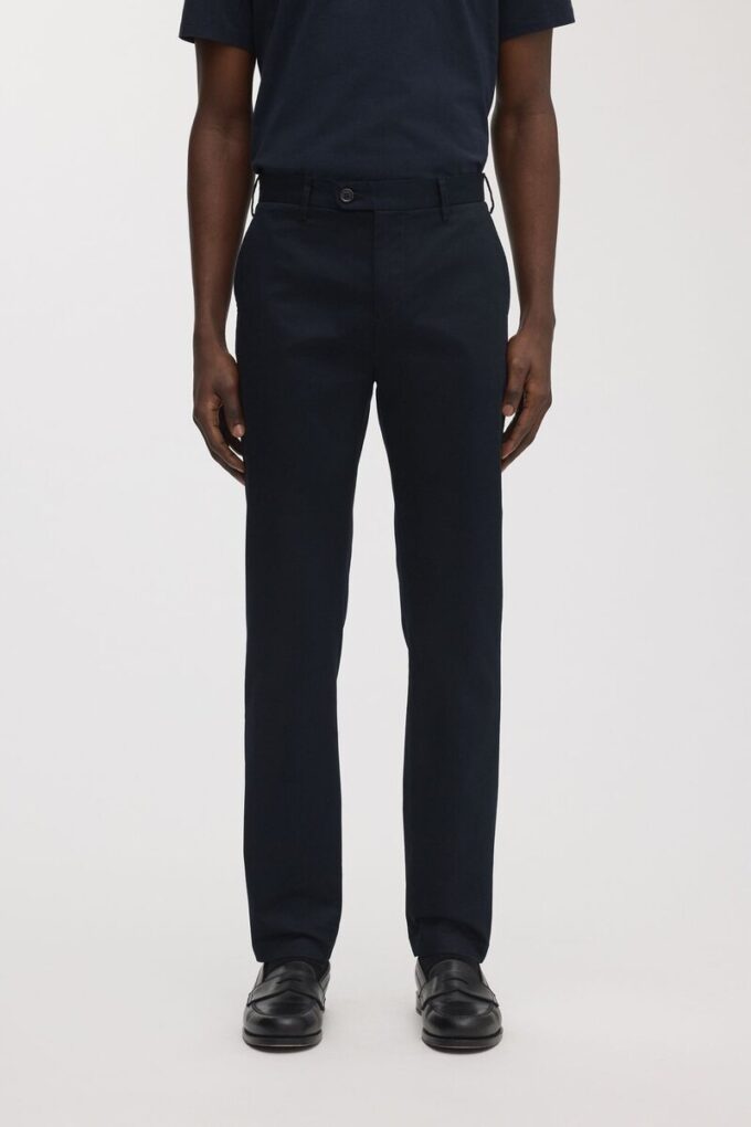 Slim Chino