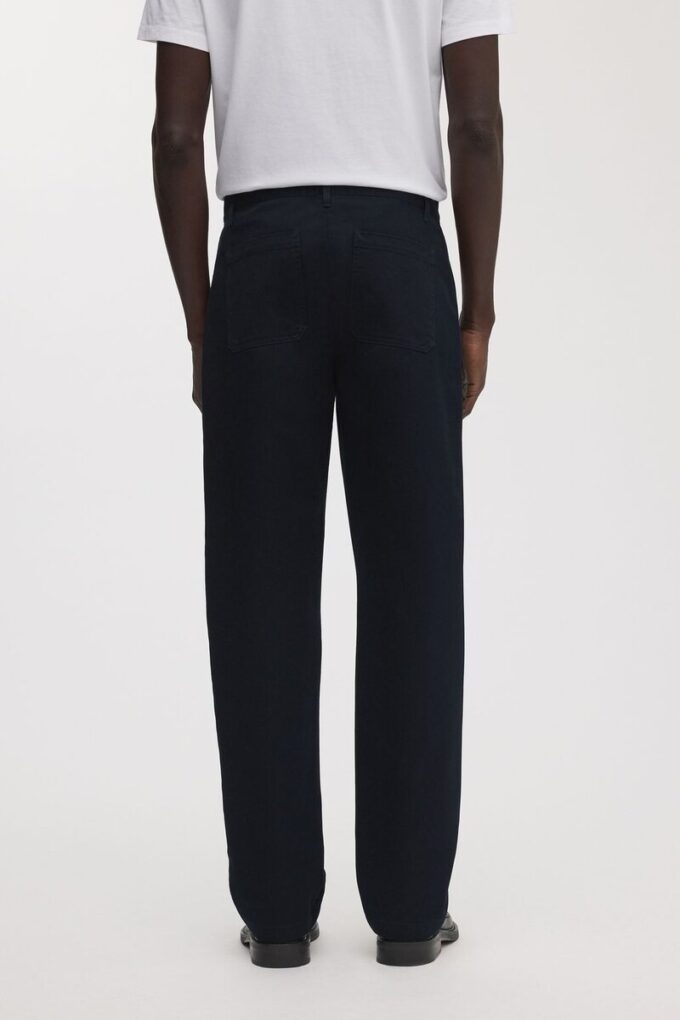 The Loose Twill Chino