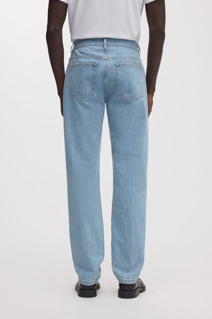 The Regular Jeans