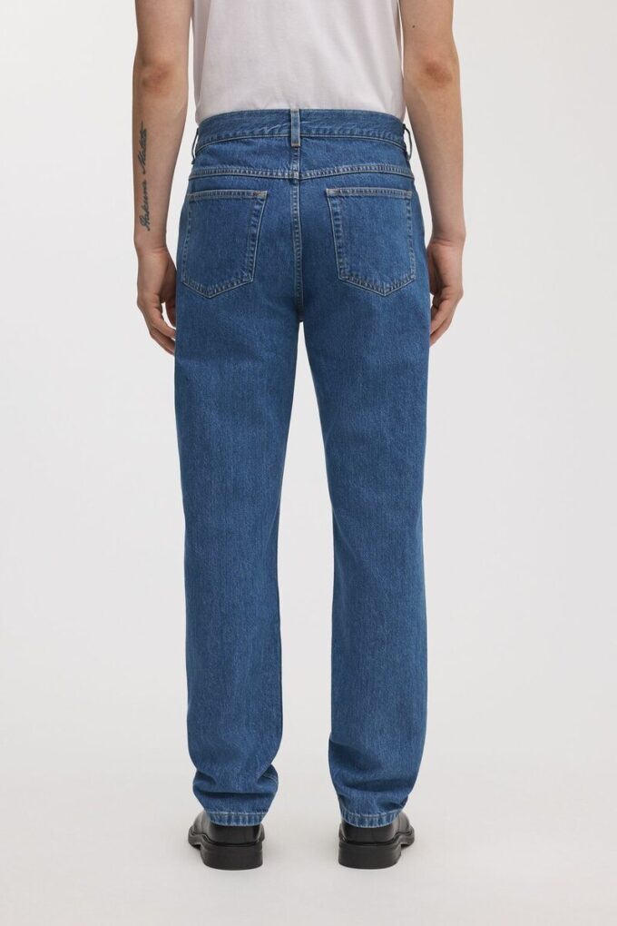 The Regular Jeans