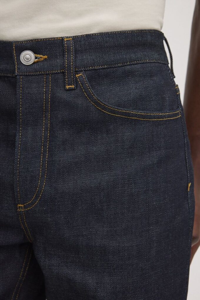 The Regular Jeans