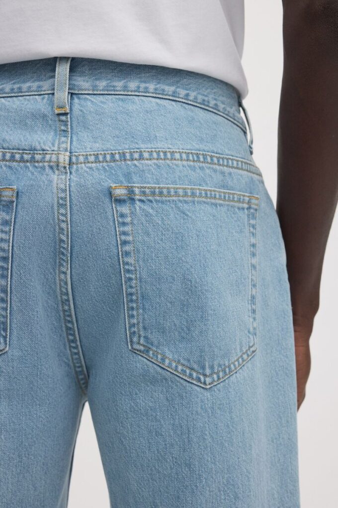 The Regular Jeans