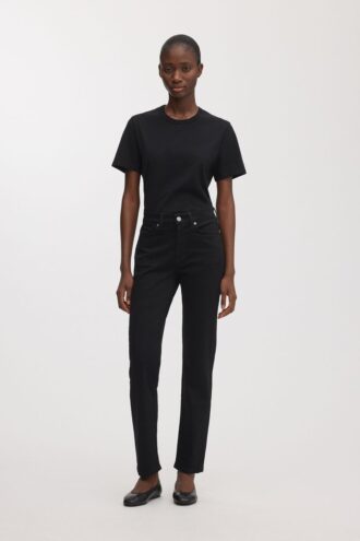 The Standard Jeans