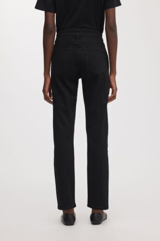 The Standard Jeans