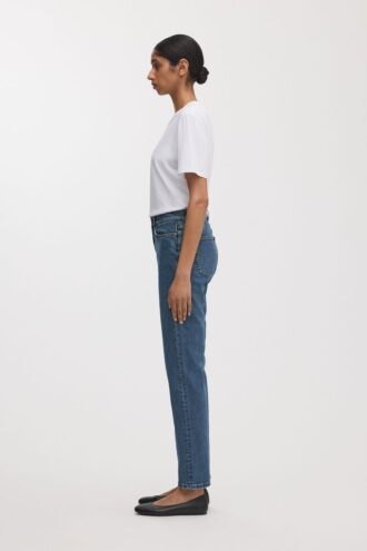 The Standard Jeans